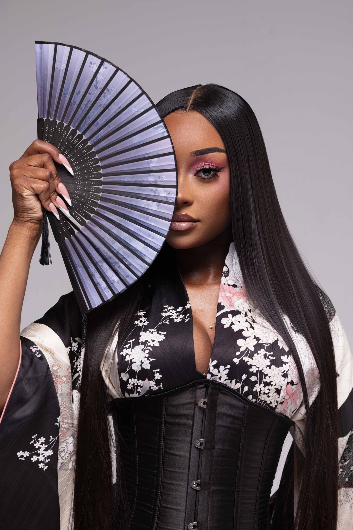 Vietnam Collection : (3) Bundles